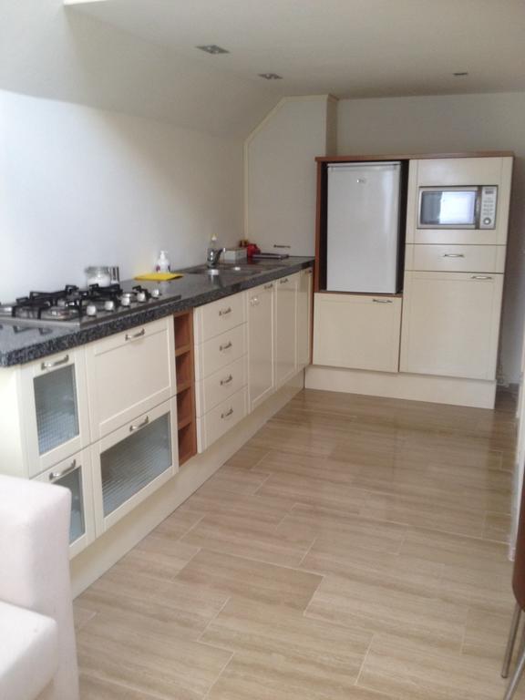 Studio Het Grenspaaltje Nijeveen Buitenkant foto